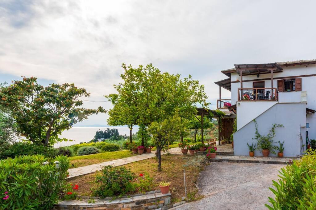Seaside House With View Over Pagasitikos Holiday home