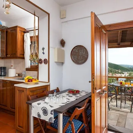 Seaside House With View Over Pagasitikos Afissos Exterior photo